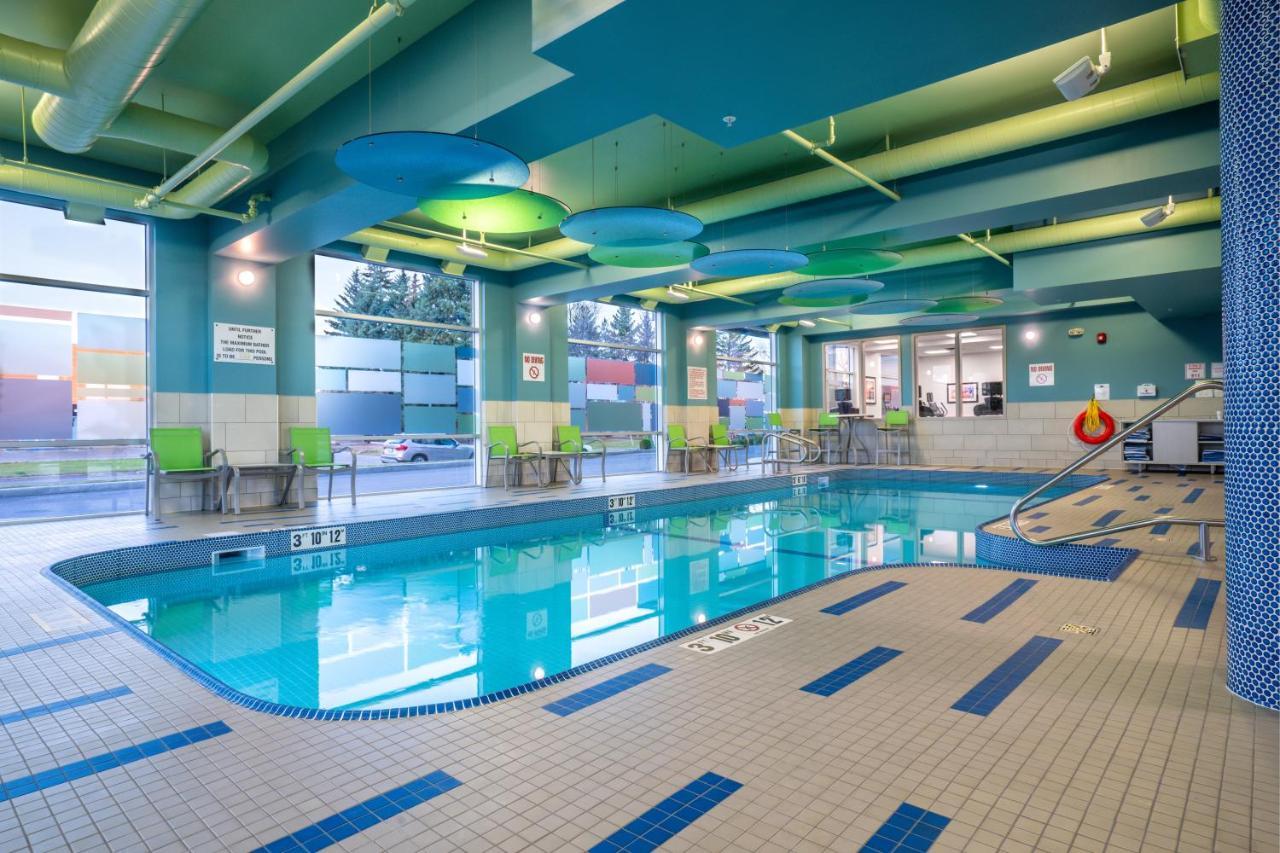Holiday Inn Express & Suites - Brandon By Ihg Buitenkant foto