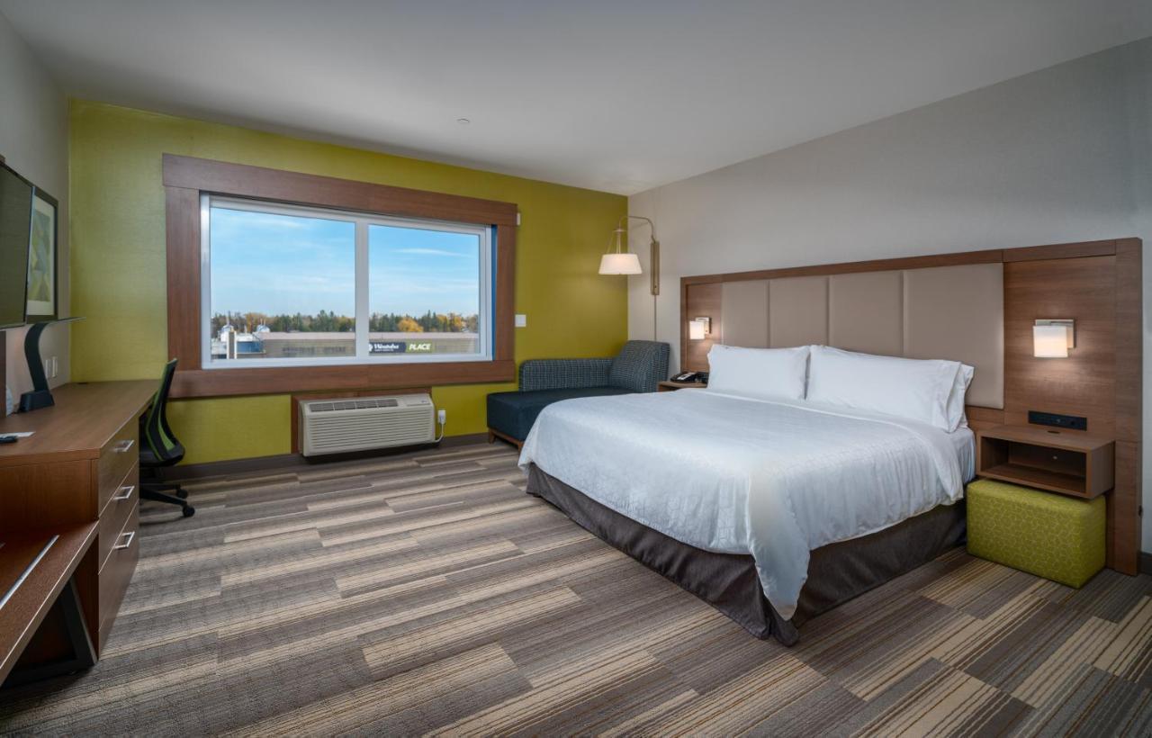 Holiday Inn Express & Suites - Brandon By Ihg Buitenkant foto